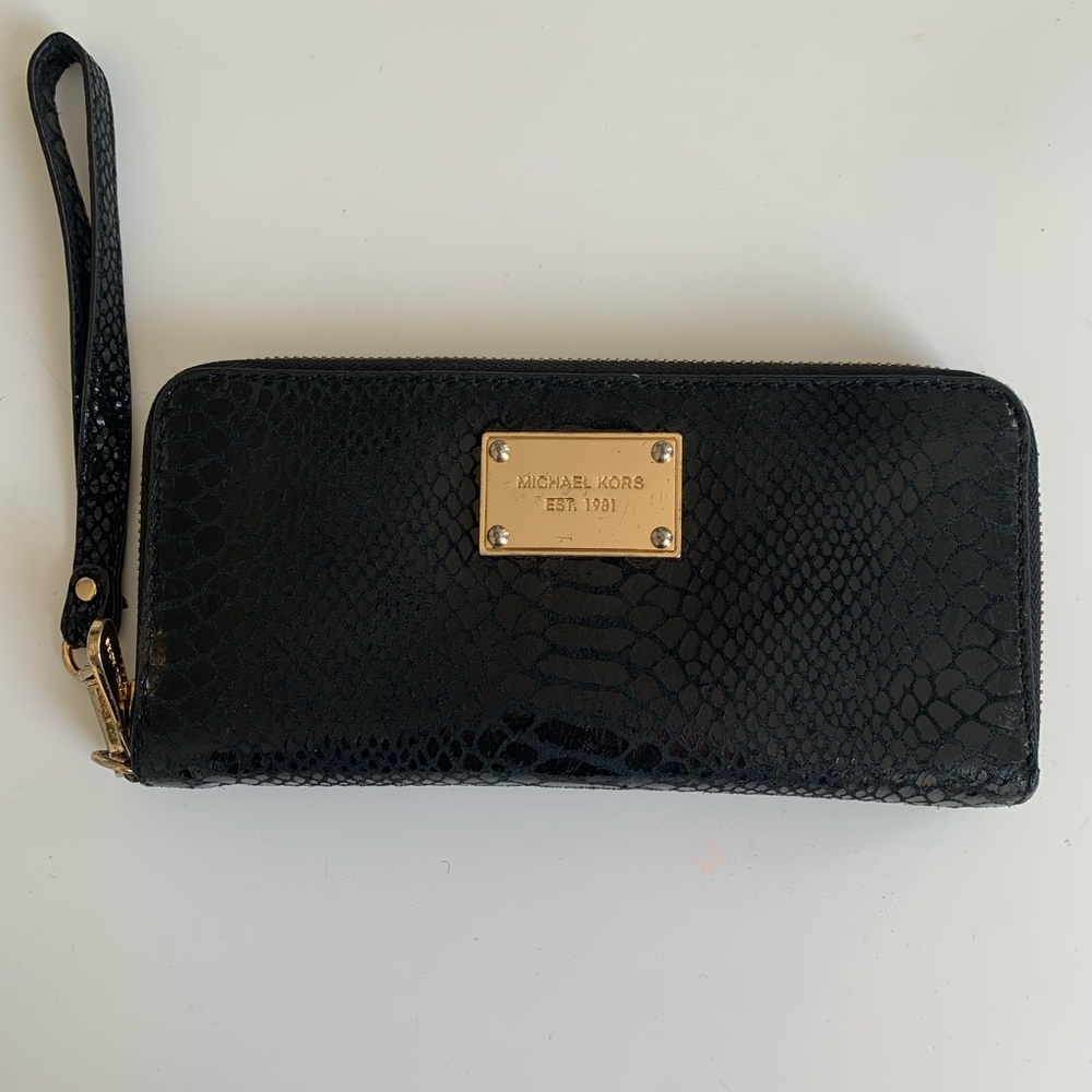 Michael Kors Women’s Black and Gold Wallet